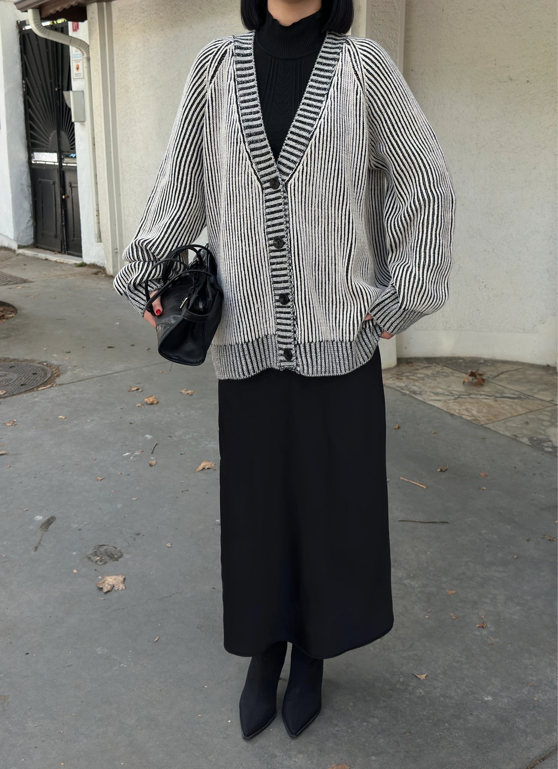 ZEBRA PATTERN CARDIGAN